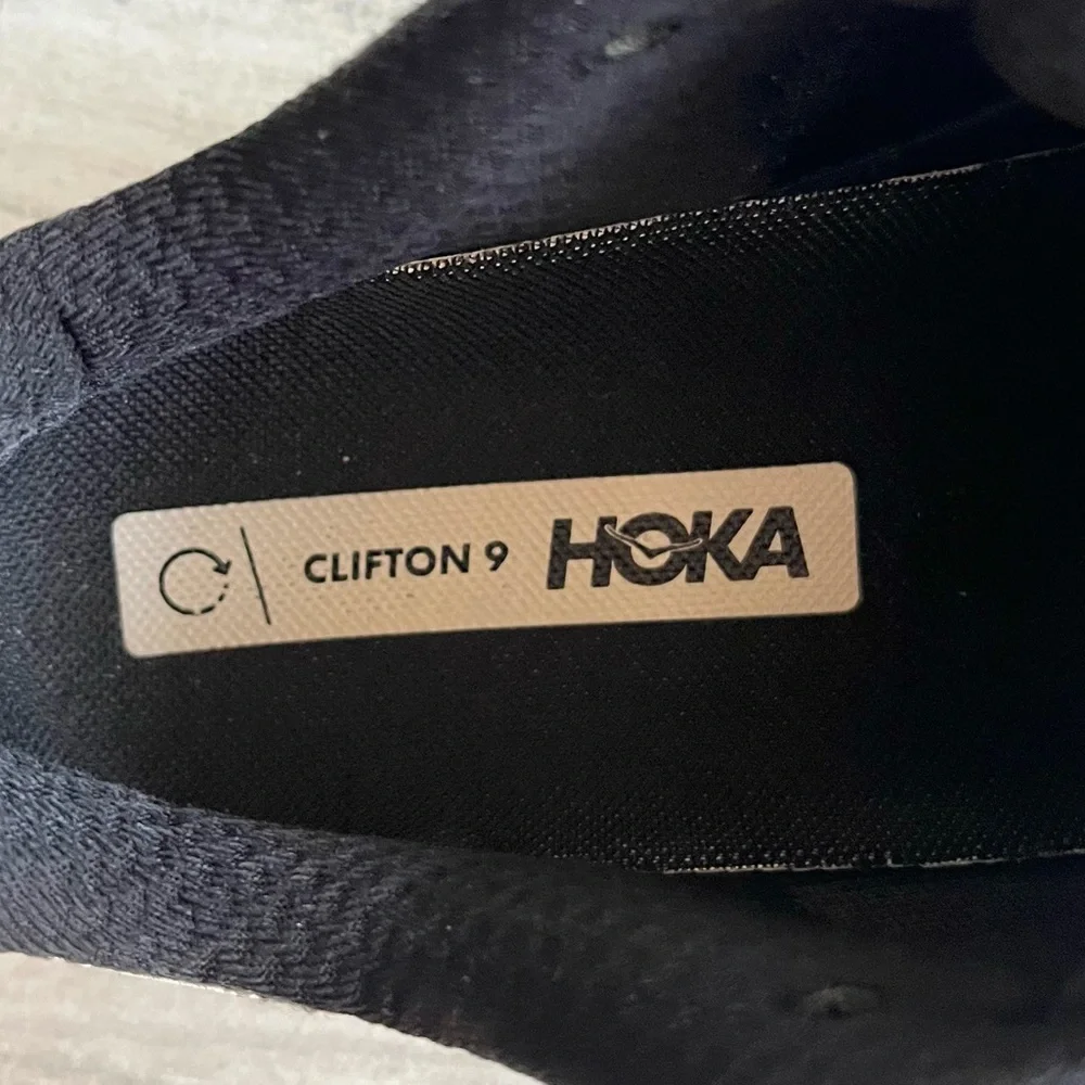 Hoka Clifton 9 - size 8.5 - Picture 7 of 7
